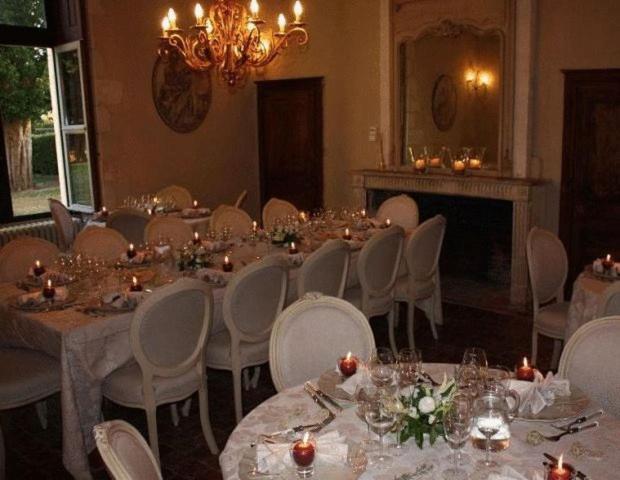 Chateau De Charge Hotel Tours Zewnętrze zdjęcie