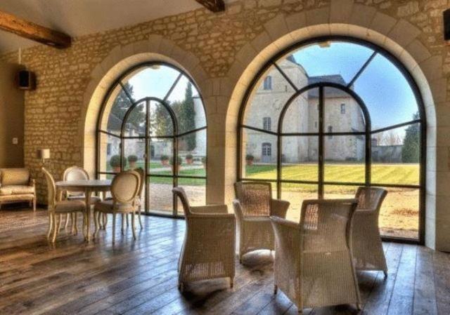 Chateau De Charge Hotel Tours Zewnętrze zdjęcie